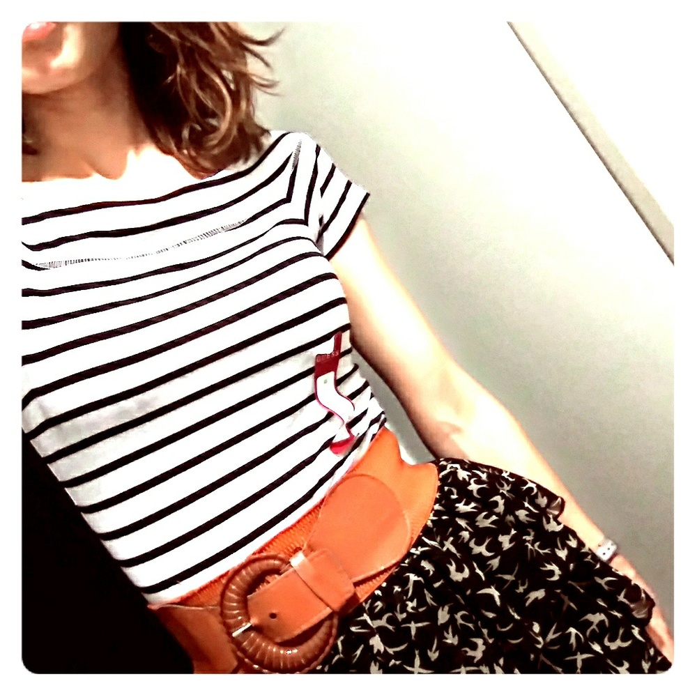 NWT! Guess Norah Off The Shoulder Top